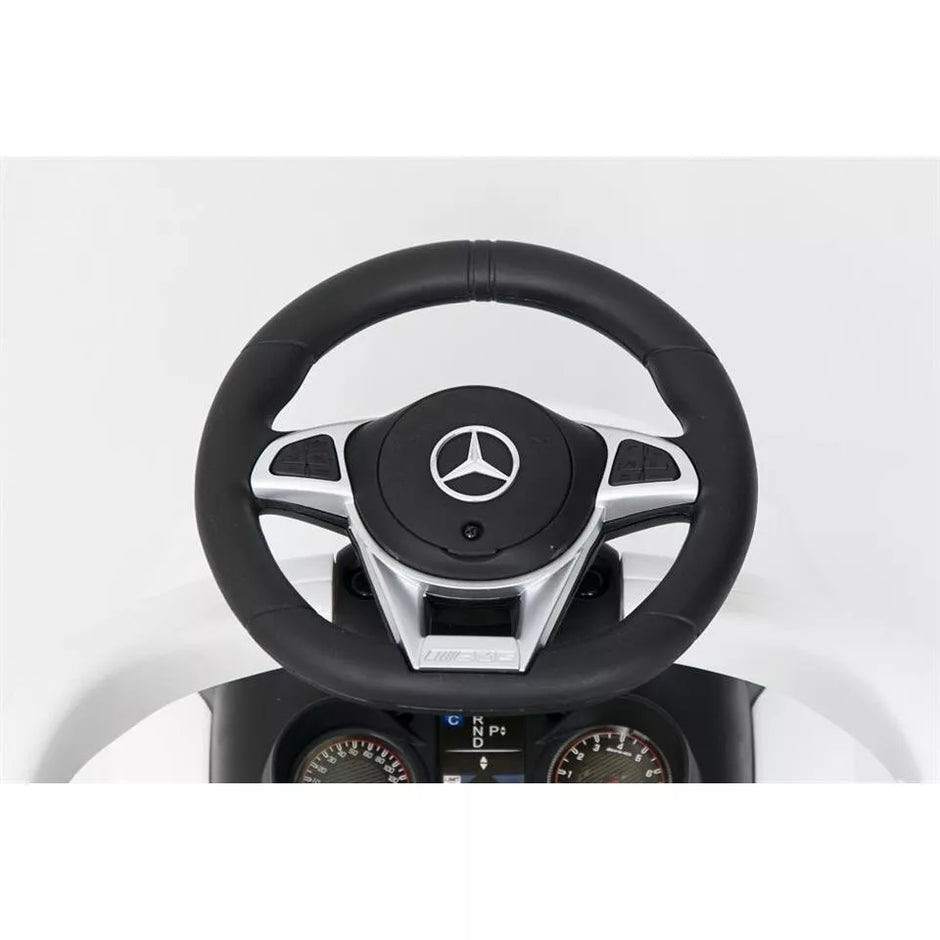 Paspiriama mašina  MERCEDES C63